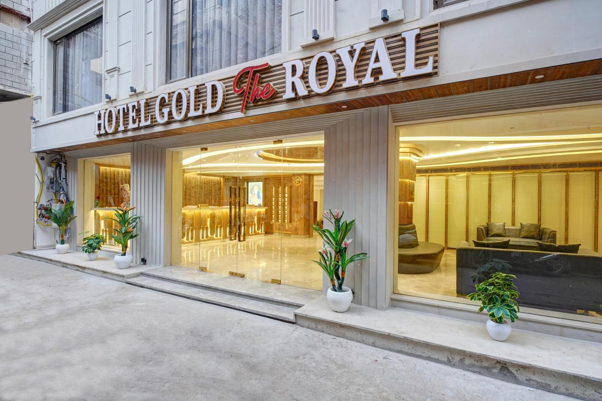 Newly Built Gold The Royal With Rooftop Restaurant - 2Mins Walk From New Delhi Rail Station & 5Mins From Connaught Place Eksteriør bilde